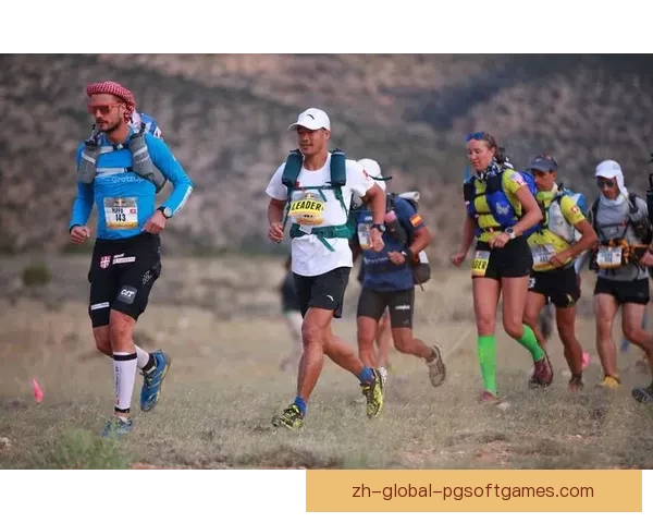 越野跑比赛精彩纷呈，各路高手争锋展翅，冠军花落谁家？